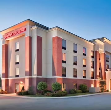 HAMPTON INN & SUITES PROVIDENCE SMITHFIELD