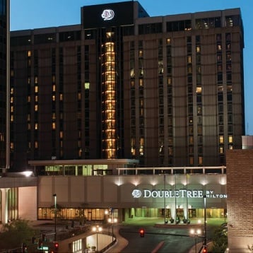 DOUBLETREE BY HILTON HOTEL DOWNTOWN