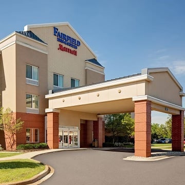 FAIRFIELD INN & SUITES DETROIT METRO AIRPORT