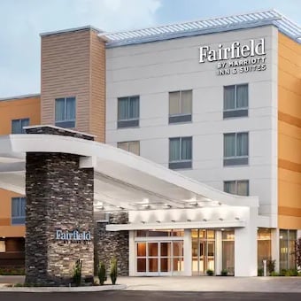 MARRIOTT FAIRFIELD INN AND SUITES ST. LOUIS