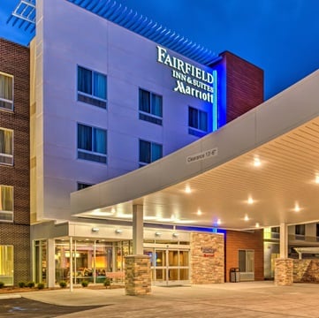 FAIRFIELD INN & SUITES ST. LOUIS WESTPORT