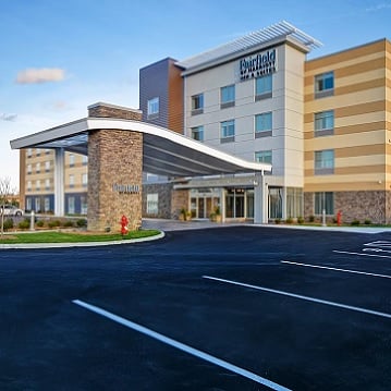 FAIRFIELD INN & SUITES BY MARRIOTT PLYMOUTH