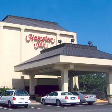 HAMPTON INN LONG ISLAND/COMMACK