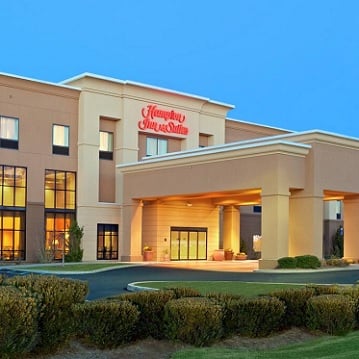 HAMPTON INN & SUITES MANCHESTER