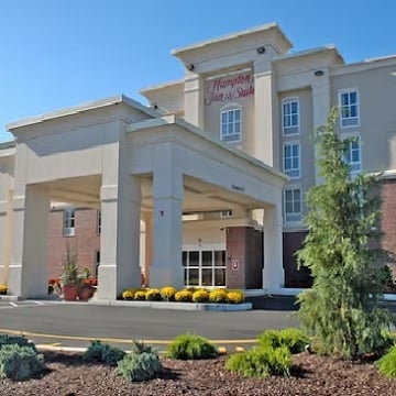 HAMPTON INN & SUITES PLYMOUTH