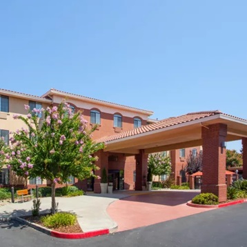 HOLIDAY INN EXPRESS & SUITES DAVIS/UNIVERSITY AREA