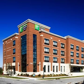 HOLIDAY INN EXPRESS & SUITES FRANKLIN BERRY FARMS